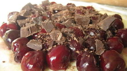 Рецепт галет с черешней и шоколадом