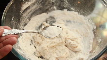 Рецепт хлеба с полбой и цукатами