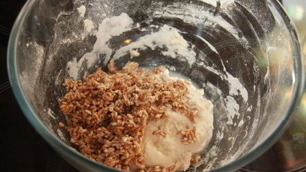 Рецепт хлеба с полбой и цукатами