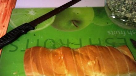 Рецепт хлеба с травами и чесноком