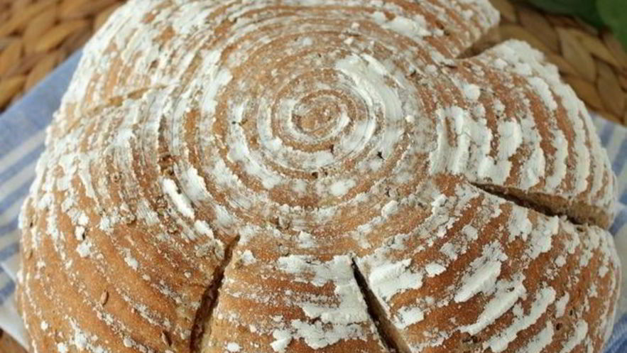 Рецепт хлеба с цельнозерновой мукой и семенами льна