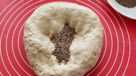 Рецепт хлеба с цельнозерновой мукой и семенами льна