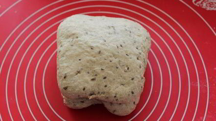 Рецепт хлеба с цельнозерновой мукой и семенами льна