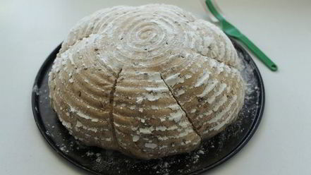 Рецепт хлеба с цельнозерновой мукой и семенами льна