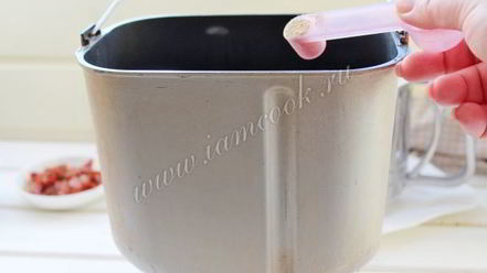 Рецепт хлеба с вялеными томатами и сыром