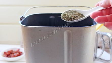 Рецепт хлеба с вялеными томатами и сыром