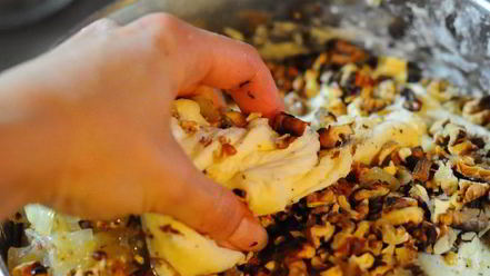 Рецепт луково-орехового хлеб