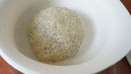 Рецепт пшеничного хлеба с маком