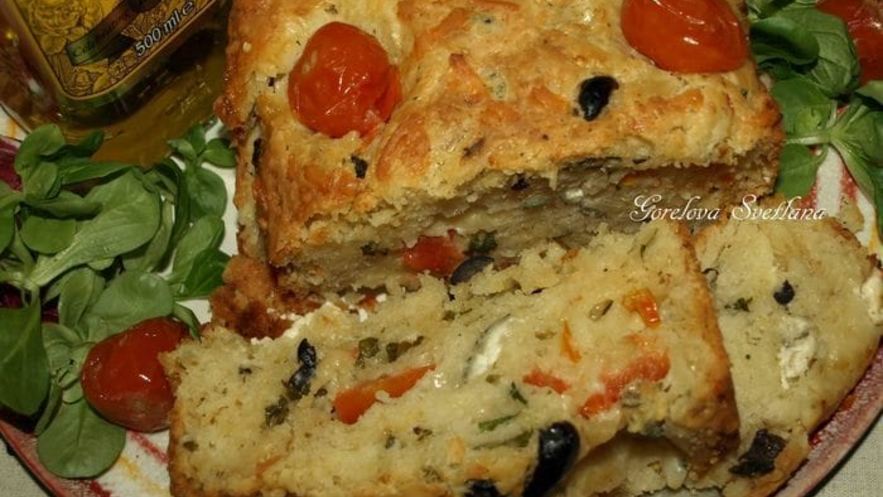 Рецепт сырного хлеба с маслинами и помидорами черри