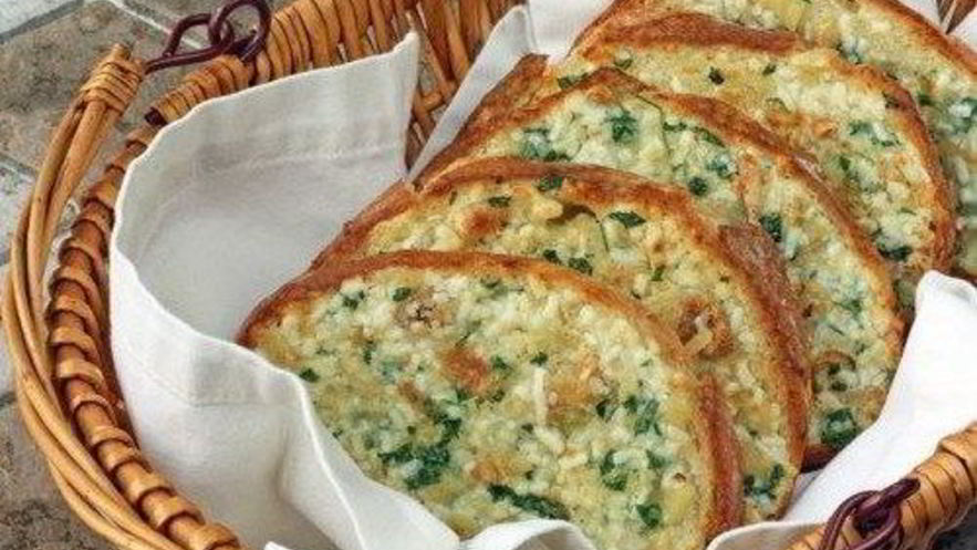 Рецепт запеченного хлеба с чесноком