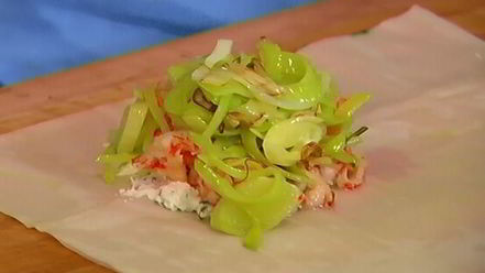 Рецепт хрустящих конвертиков с раковыми шейками