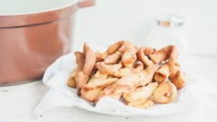 Рецепт хвороста на молоке