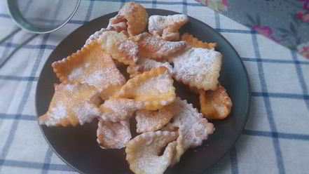 Рецепт хвороста на желтках