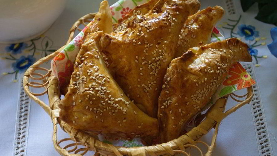 Рецепт конвертиков из бездрожжевого слоеного теста