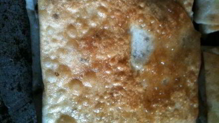 Рецепт хрустящих конвертиков из армянского лаваша на завтрак