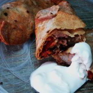 Рецепт Мяса с овощами, запеченное в лаваше