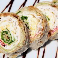 Рецепт Рулета с крабовыми палочками в лаваше