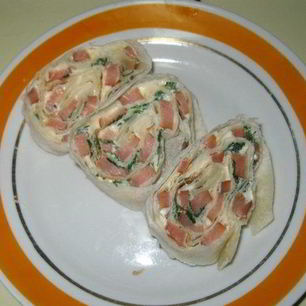 Рецепт Рулетиков из лаваша с рыбой