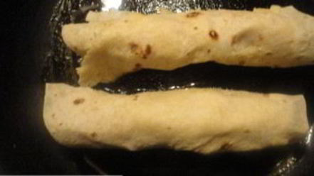 Рецепт сосисок в лаваше жареные