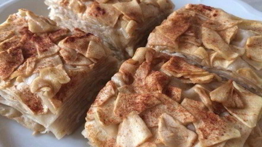 Рецепт яблочно-медового десерт из лаваша