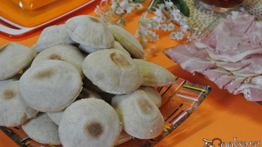 Рецепт батбутов — миниатюрных марокканских лепешек
