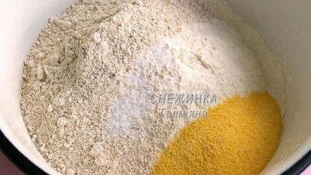 Рецепт фокаччи из трех видов муки с розмарином