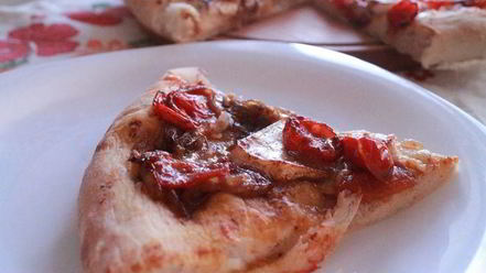 Рецепт фокаччи с помидорами и анчоусами