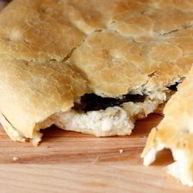 Рецепт Фокаччи с сыром и базиликом