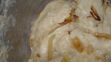 Рецепт картофельной фокаччи с жареным луком и маком