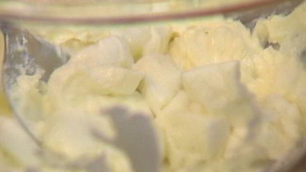 Рецепт лепешки с моцареллой, фетой и орегано