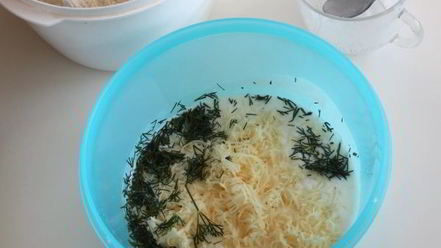 Рецепт лепешек на кефире с сыром и зеленью