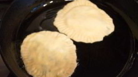 Рецепт лепешек с творогом и зеленью