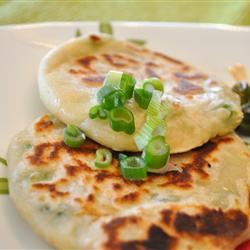 Рецепт Лепешек с зеленым луком