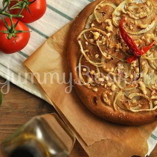 Рецепт Луковой фокаччи с сыром