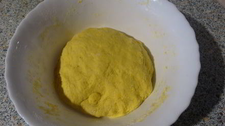 Рецепт манных лепёшек с куркумой