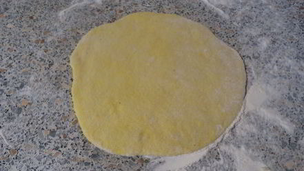 Рецепт манных лепёшек с куркумой