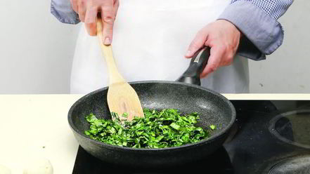 Рецепт сырных лепешек с зеленью и мацони