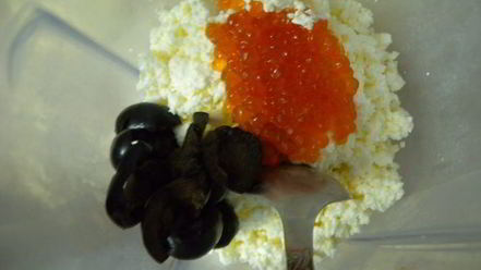 Рецепт творожных лепешек с творогом и икрой