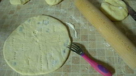 Рецепт творожных лепешек с творогом и икрой