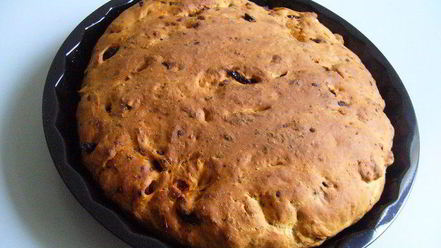 Рецепт воздушной фокаччи с томатами и оливками