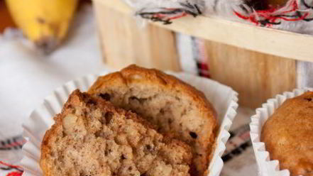 Рецепт банановых маффинов с кокосом и грецкими орехами