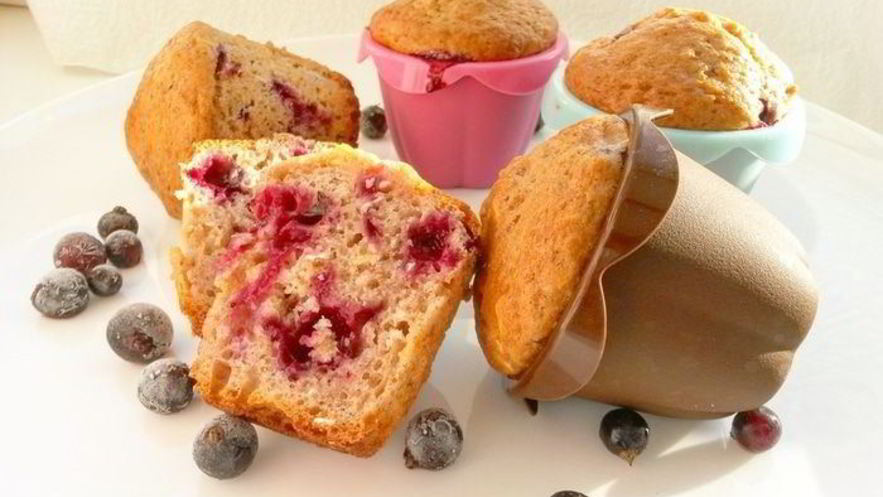 Рецепт йогуртовых маффинов с черной смородиной