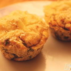Рецепт Картофельных маффинов с лососем и зеленью