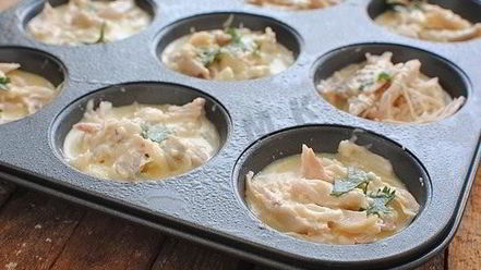Рецепт куриных маффинов с сыром