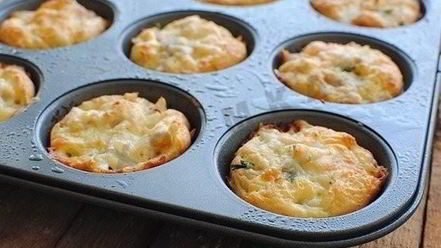 Рецепт куриных маффинов с сыром