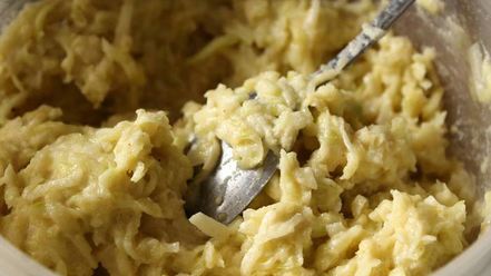 Рецепт маффинов из кабачков с грибами