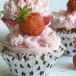 Рецепт Маффинов с клубникой и шококаплями