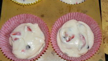 Рецепт маффинов с клубникой и шококаплями