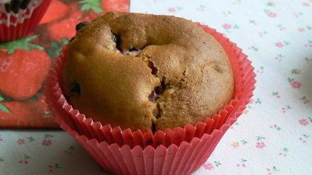 Рецепт маффинов с клубникой и шококаплями