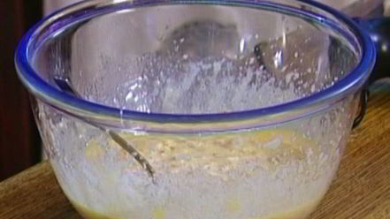 Рецепт маффинов с персиками, корицей и мускатным орехом